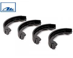 Handremschoenenset, Parkeerrem achteras AWD L/R Volvo 850 S70 V70 -00 XC70 -00 ATE 30666345-A - 03.0137-0449.2