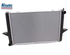 Radiator,  Radiateur Benzine hangeschakeld Volvo C70 (99-05) S70 (99-00) V70 (99-00) XC70 (99-00) Nissens 8601449-N