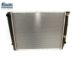 Radiateur , Radiator Benzine 6-Ciinder Volvo 960 S90 V90 -98 Nissens 8602565-N - 65530A